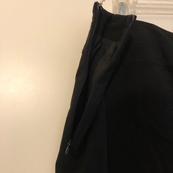 Black Straight Style Skirt with Double Button - Picture 5 of 9